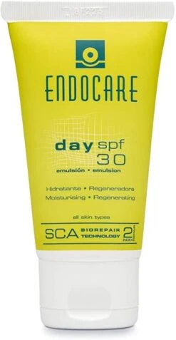Endocare Day Emulsione Idratante E Rigenerante SPF30 Uso Quotidiano 40ml